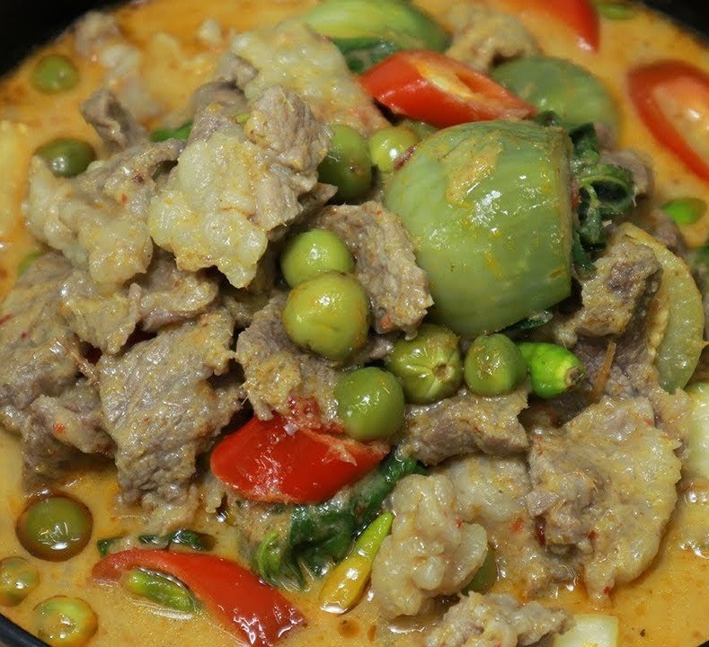 TC013 ແກງຂຽວຫວານງົວ Green Curry Beef